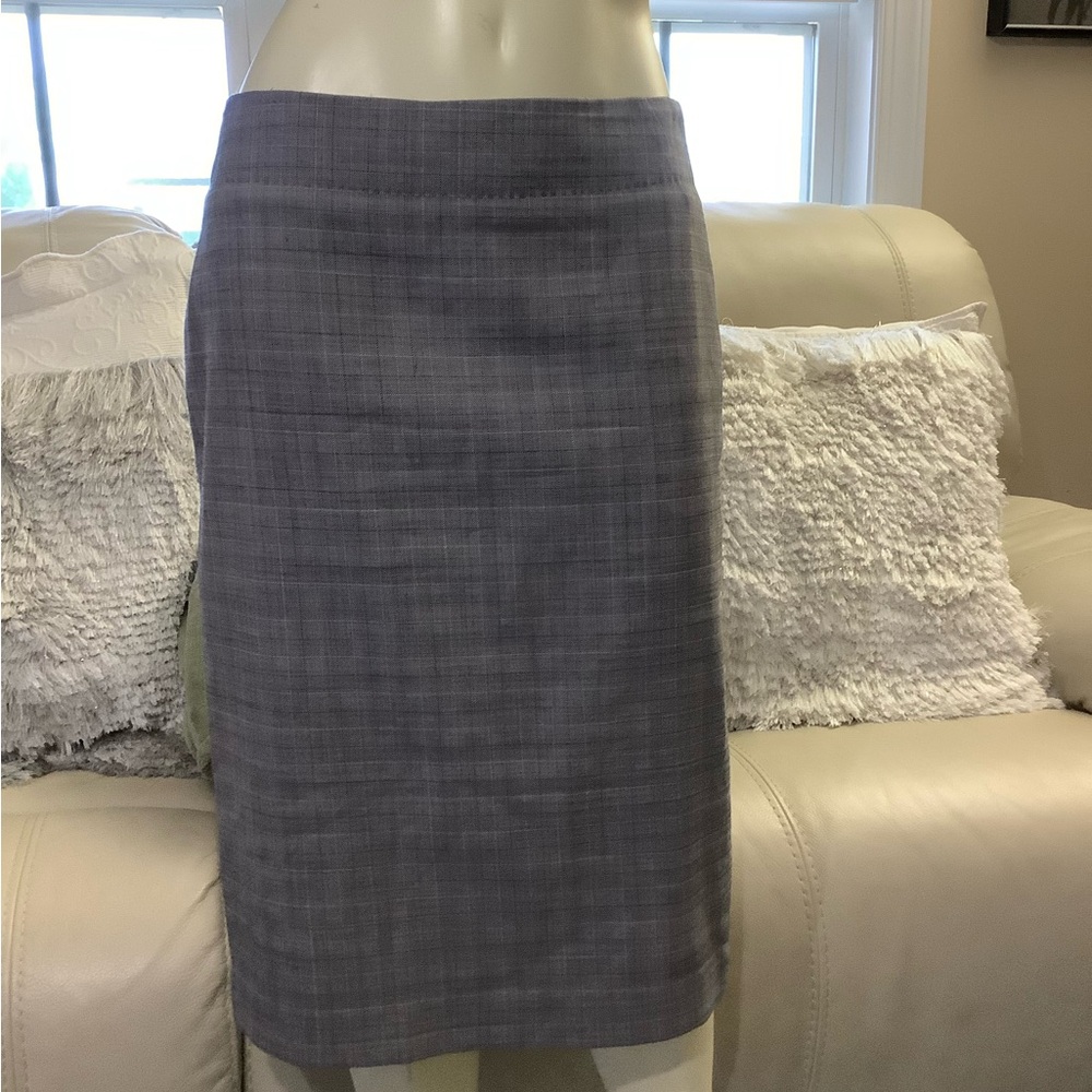 Banana Republic Gray Pencil Skirt Knee-Length Workwear